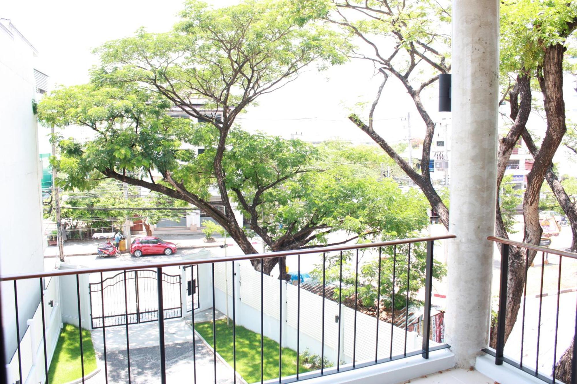 Jamjuree Home At Udonthani Exterior photo